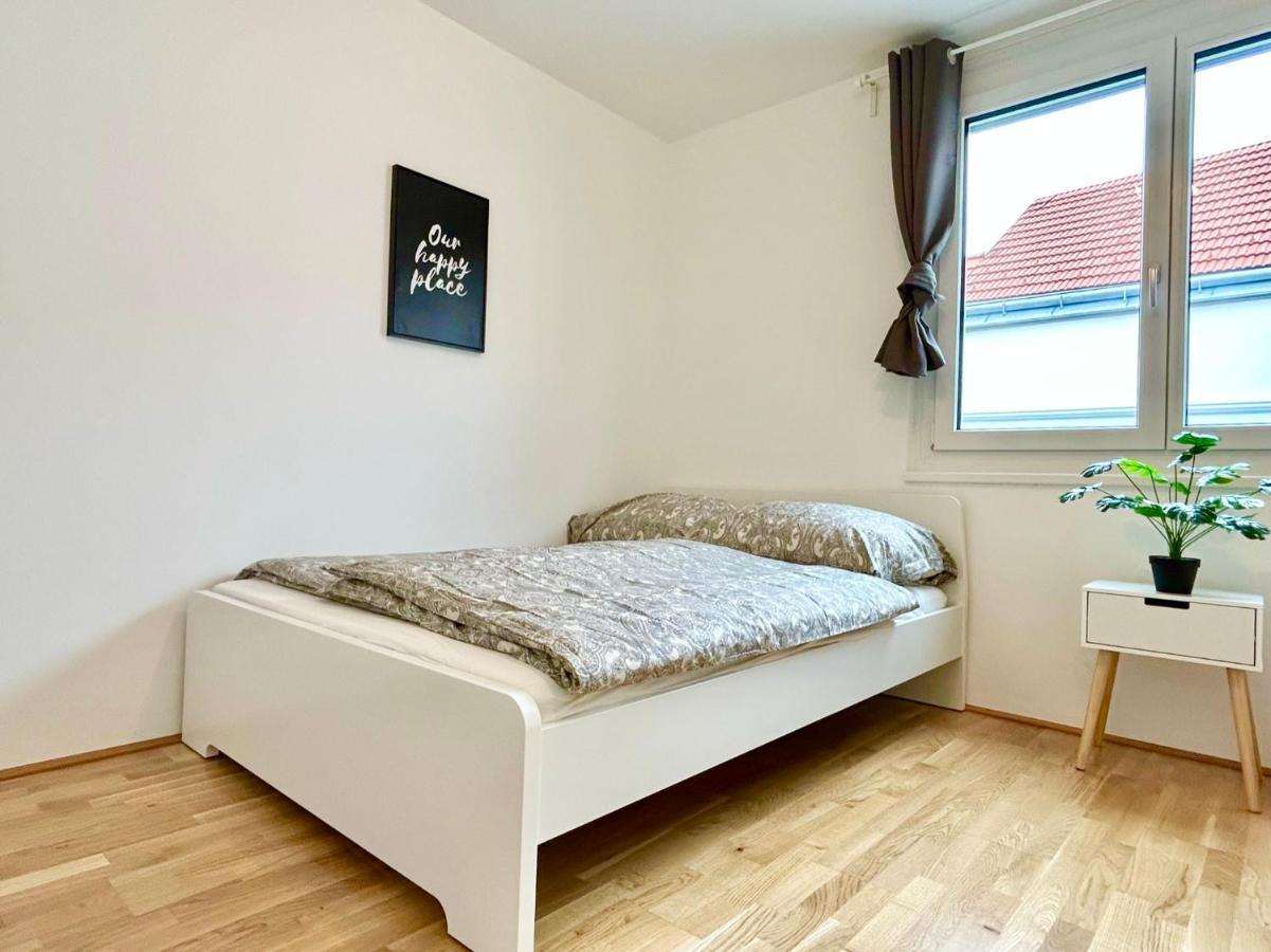 80 M2 - Terrace - Free Parking Appartement *
